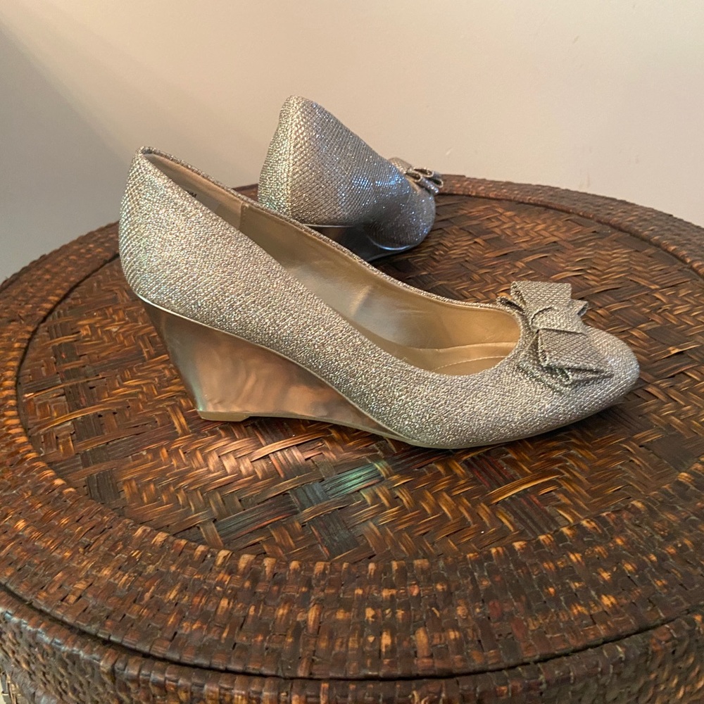 Bandolino   Wedges  Silver  dress heels
